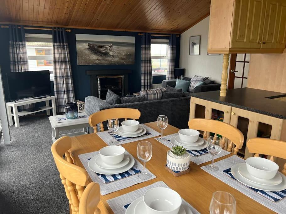 Lake View Lodge 밀롬 외부 사진
